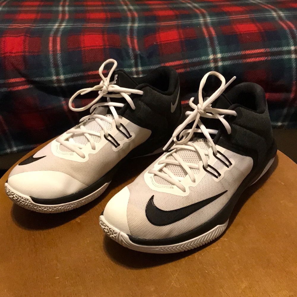 Nike air versatile 2, basketball shoe
